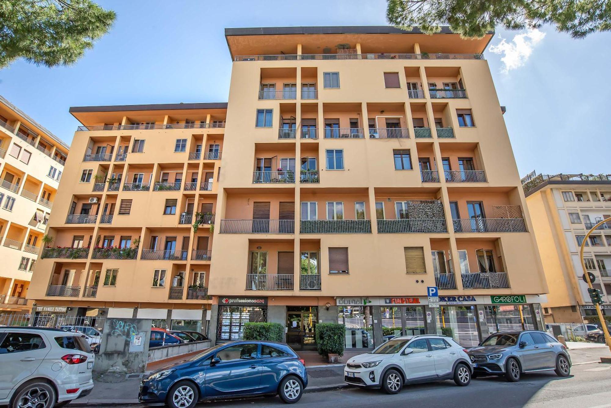 Lusa Suite With Free Private Parking Firenze Eksteriør bilde